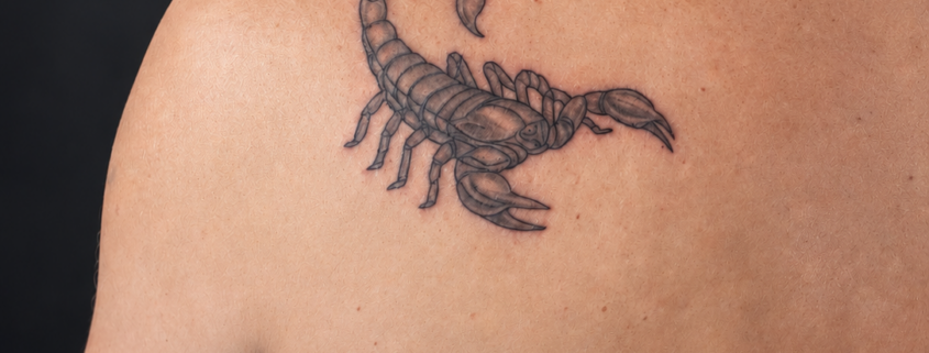 Tatouage scorpion réalisé par L'Art de l'Expression Tatouage au Havre